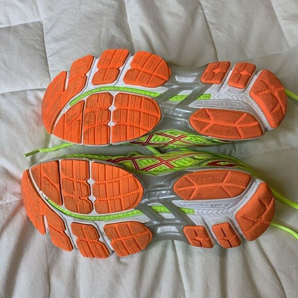 ASICS, ladies GT 2000, dynamic duo max running shoes, size 6.5 - Picture 7 of 13